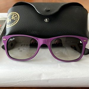 Ray-Ban Purple New Wayfarer Sunglasses in EUC